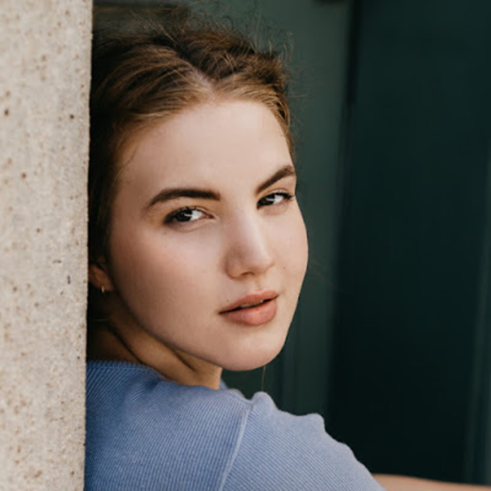 Meet your Posher, Veronica grace